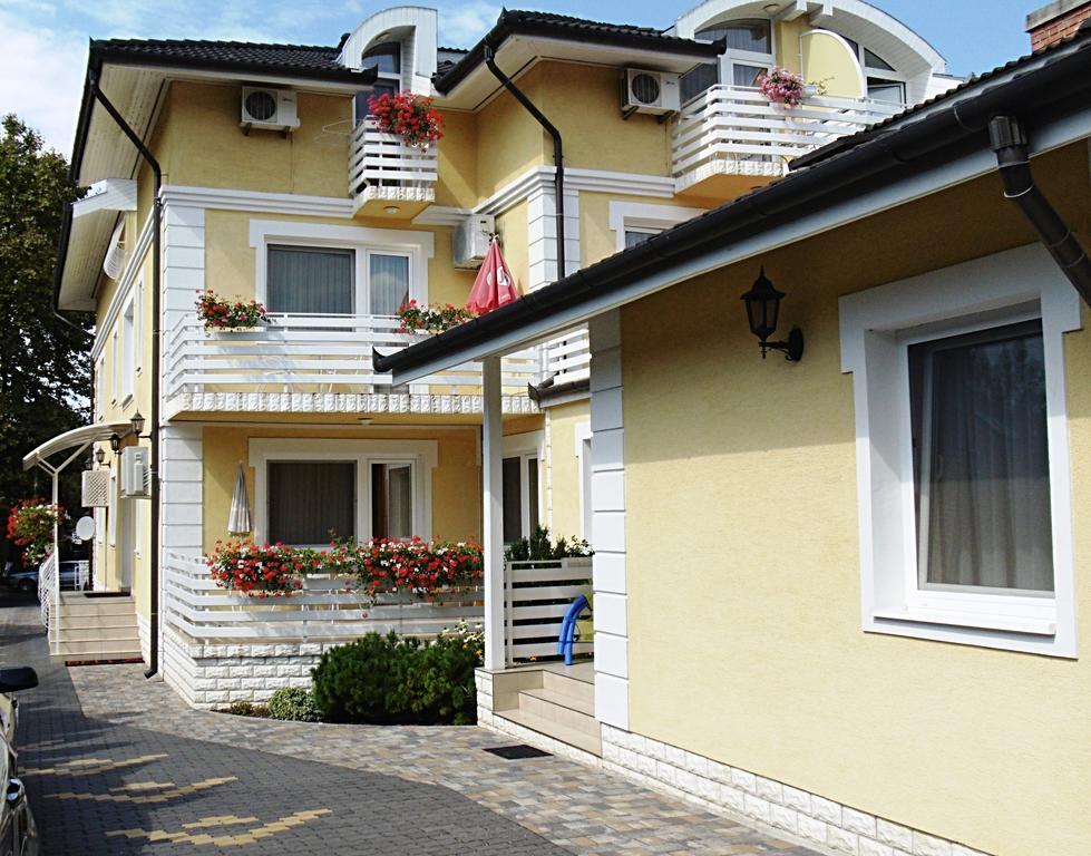 Apartman Bella Hotel Siófok Pokój zdjęcie