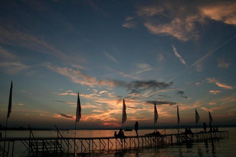Apartman Bella Hotel Siófok Zewnętrze zdjęcie
